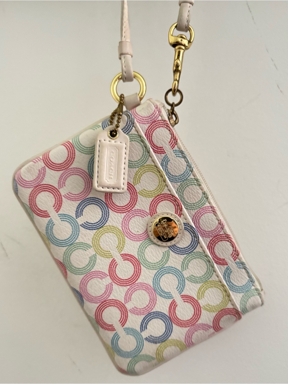 Coach Signature Waverly Op Art Multi-C Zip Wristlet!